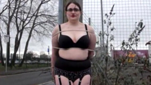 Tied In Public – UK Flashers